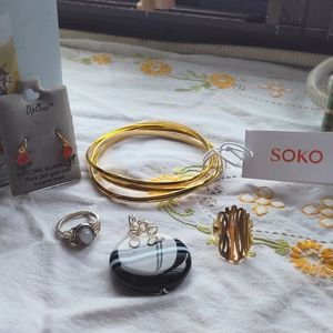 Jewelry Lot